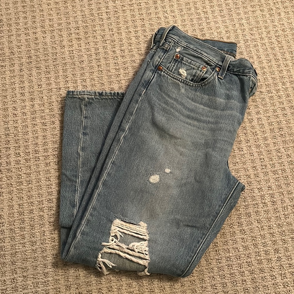 Levi’s Premium blue jeans with distress size 29